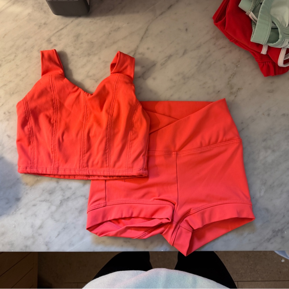 Tiger Friday Coral Matching Set Dance